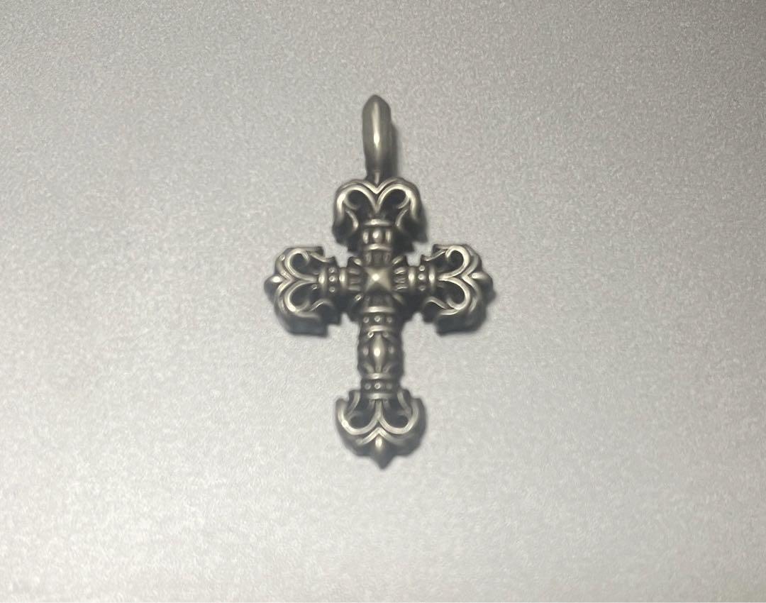 クロムハーツ(Chrome hearts)ネックレス　フィリグリークロスチャーム