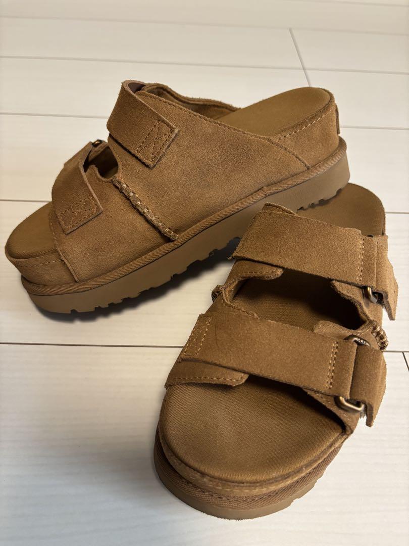 UGG ゴールデンスターハイスライド 厚底サンダル