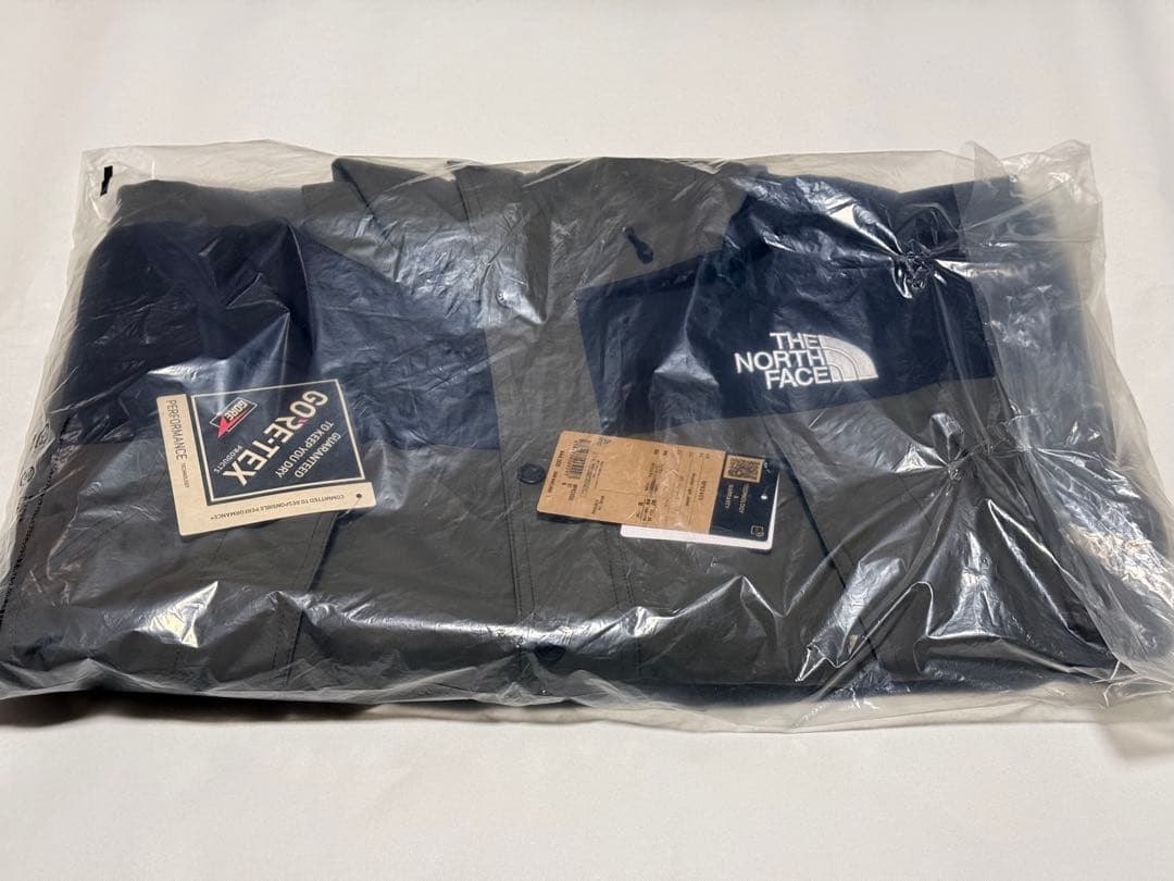 新品未使用 マウンテンライトジャケット ニュートープ NP62450 新品未使用 マウンテンライトジャケット ニュートープ NP62450