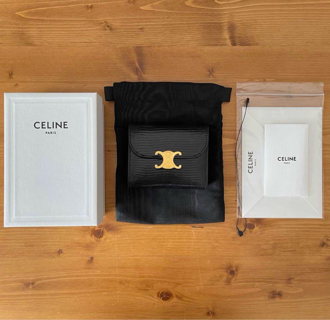 CELINE ブラック 二つ折り財布 - メルカリ