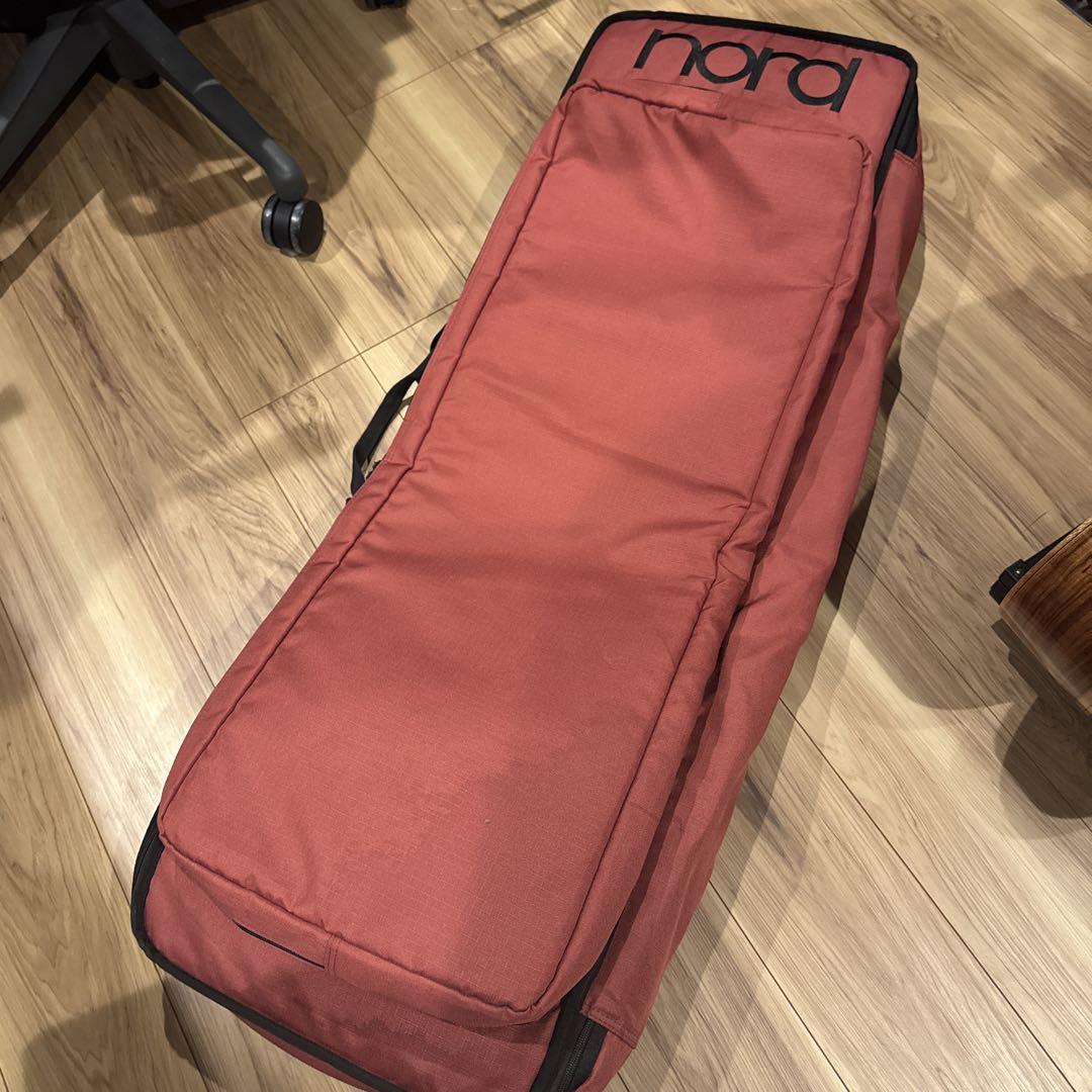 Nord Electro 6d 73 ペダル・ケース付き