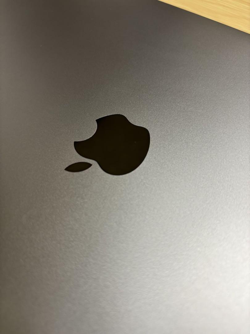 MacBookPro 2019 16インチ i7 / 16GB / 512GB