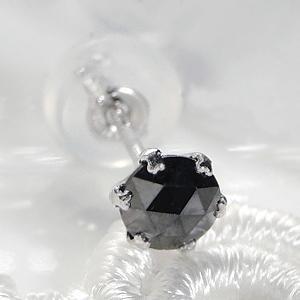 PT900ブラックダイヤモンドピアス0.15カラットAAA片耳用