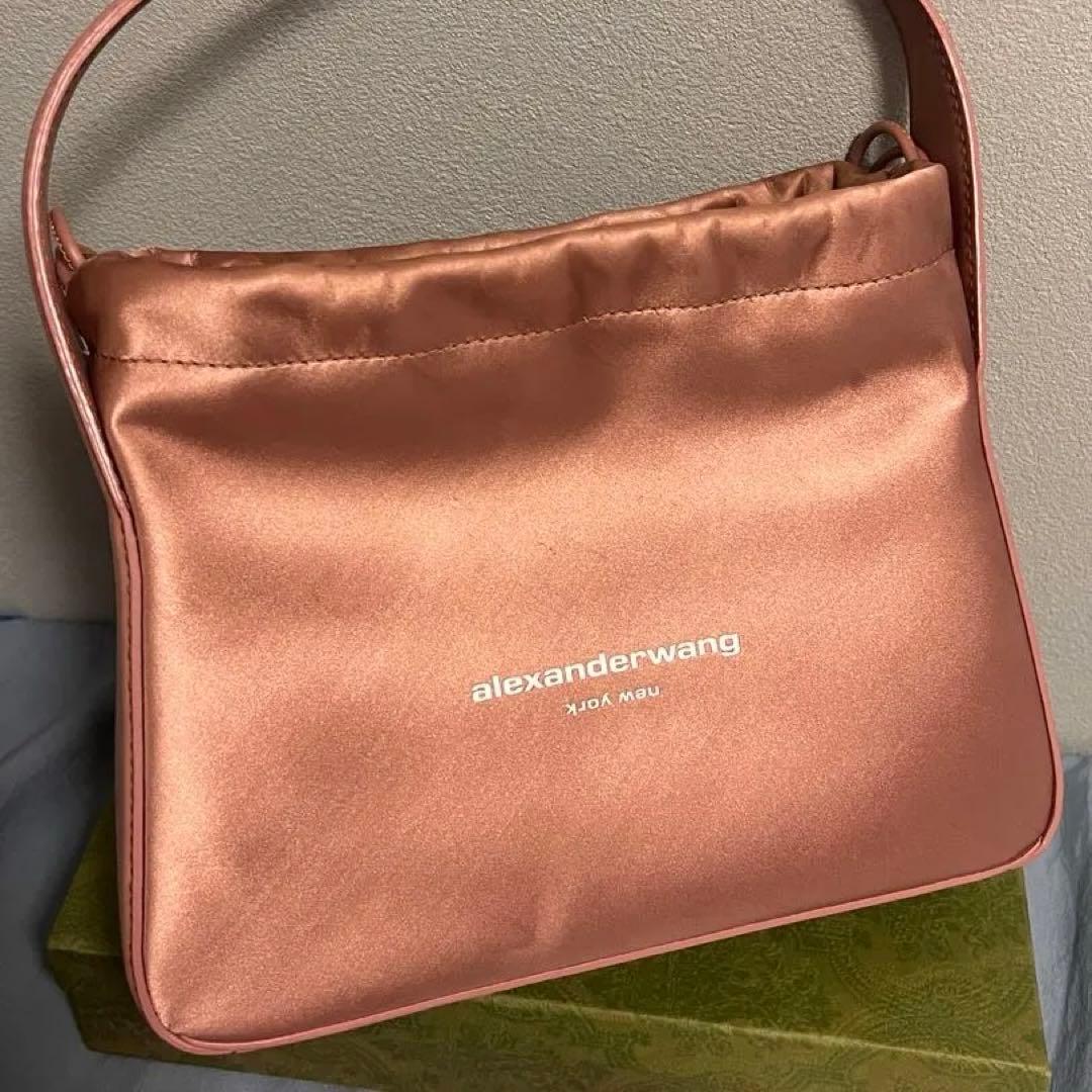 ハンドバッグ ピンク