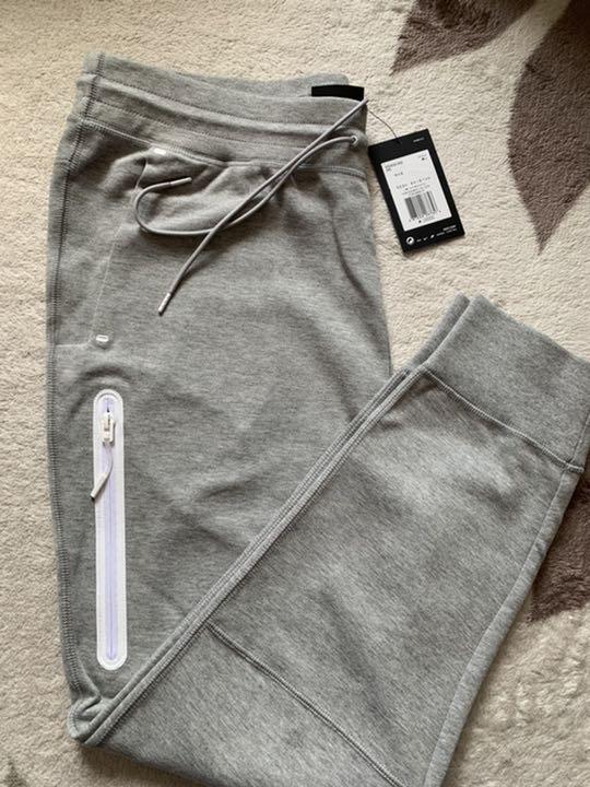 【新品】NIKE レディース テックフリースジョガーパンツ (2XL)