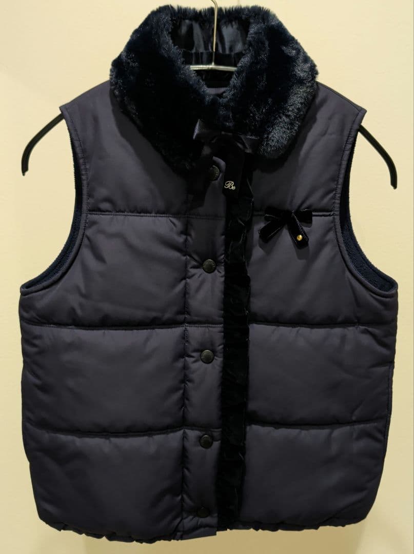 ネイビー中綿ベスト 150 Bebe付け襟 おまけ150cm・familiar