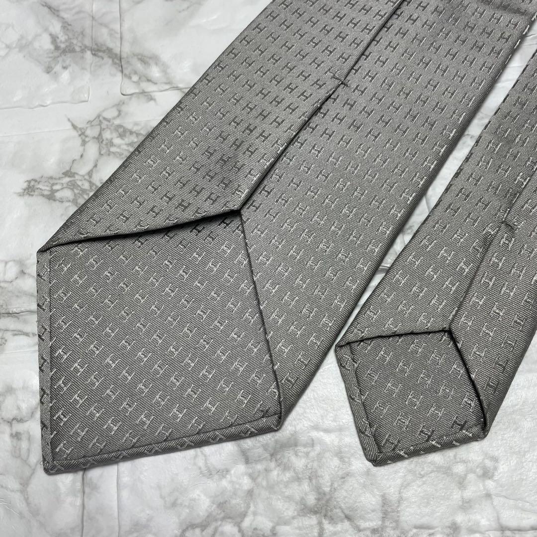 エルメス　HERMES ネクタイ　H柄　ファソネ　スーツ　シャツ　カフス