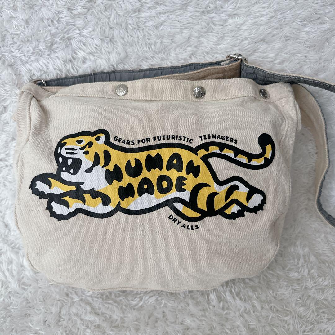 HUMAN MADE トラプリント ショルダーバッグ