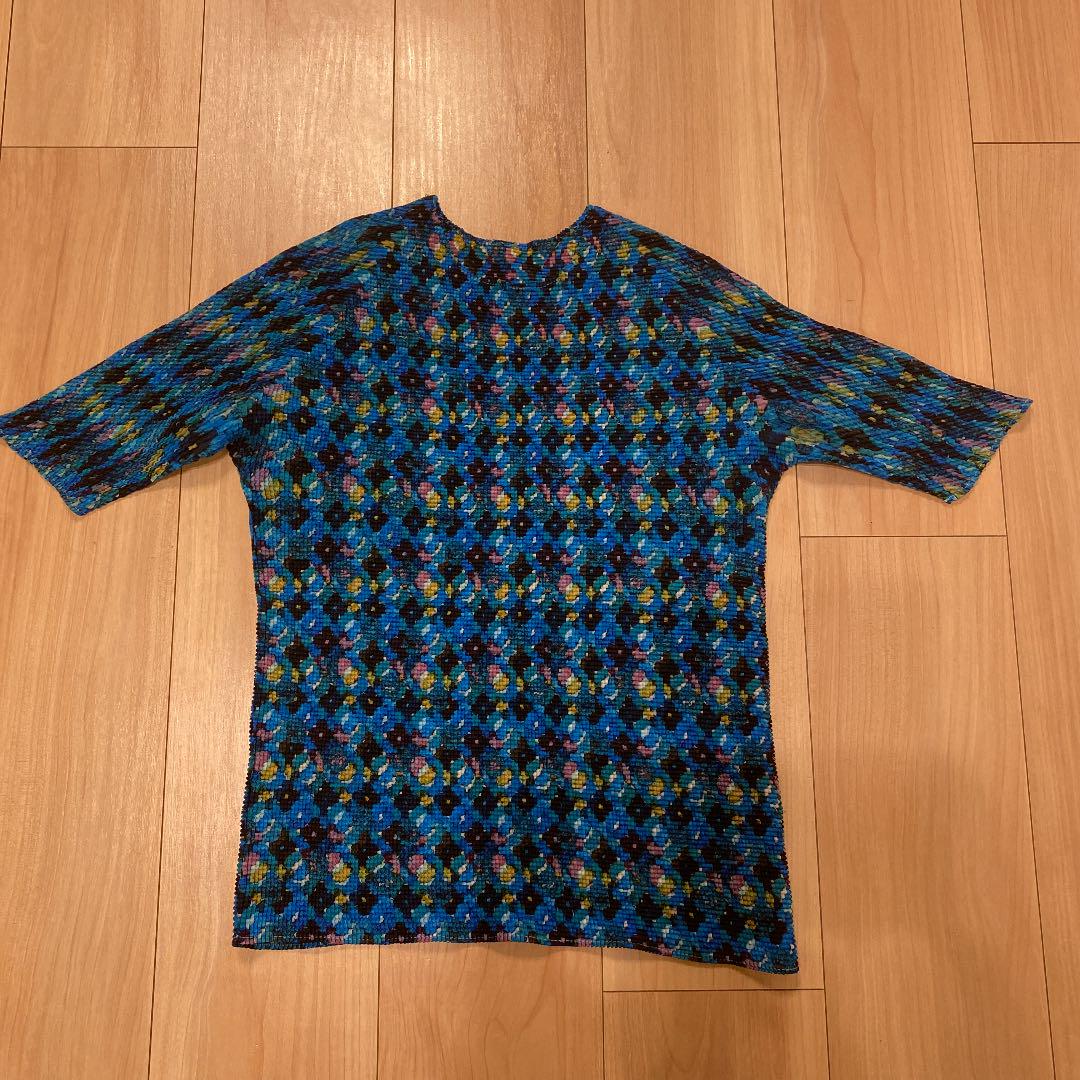 ISSEY MIYAKE A-POC 透かし編み切替 半袖カットソー 黒 2 日本全国 送料無料 ISSEY MIYAKE A-POC 透かし編み切替 半袖カットソー 黒 2 日本全国 送料無料