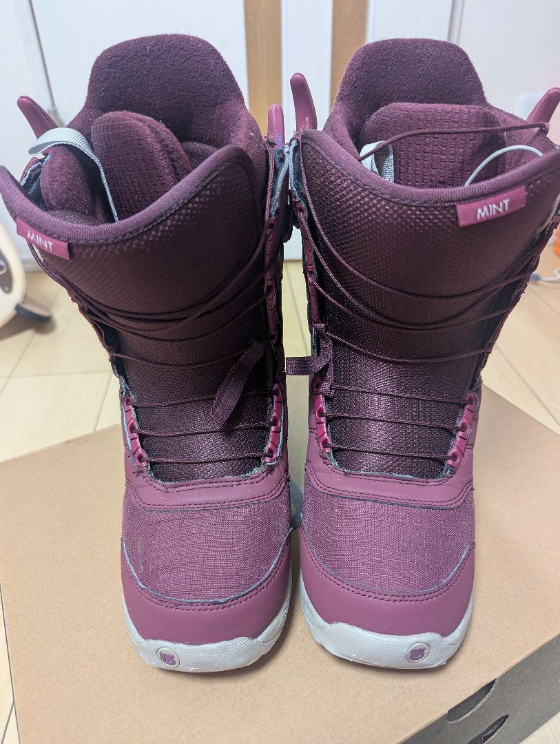 BURTON MINT スノーボードブーツ ブラック/パープル 女性用 Burton パープル スノーボードブーツ 女性用 24センチ