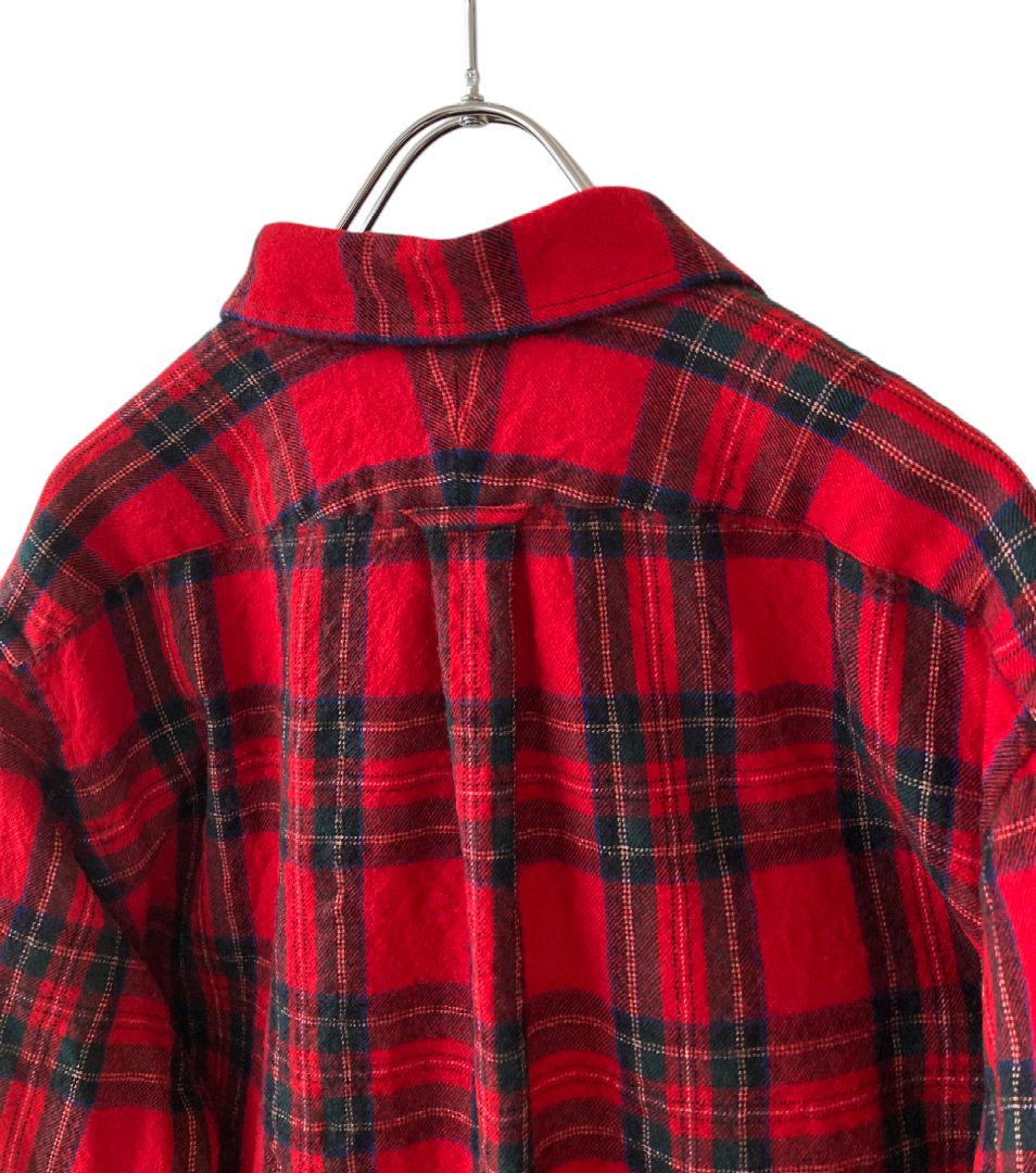 des GARCONS