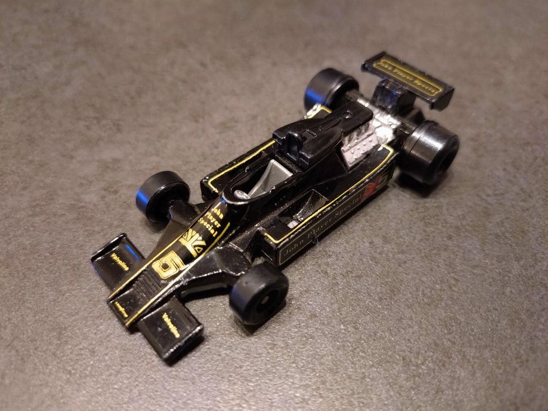 【青箱・箱(耳)あり】トミカ 外国車シリーズ　ロータス 78 フォード　廃番