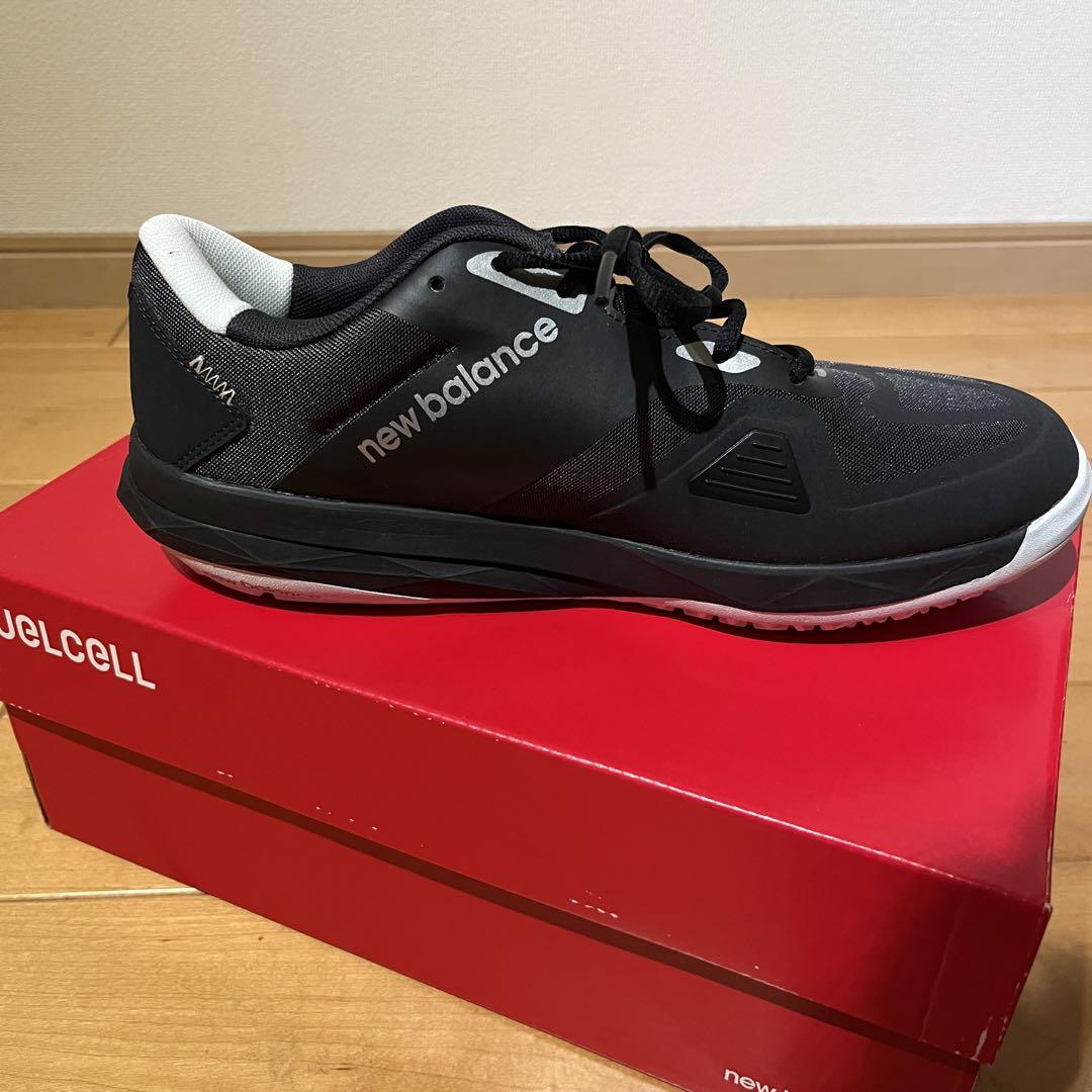 新品 ニューバランス フューエルセル 796 v4