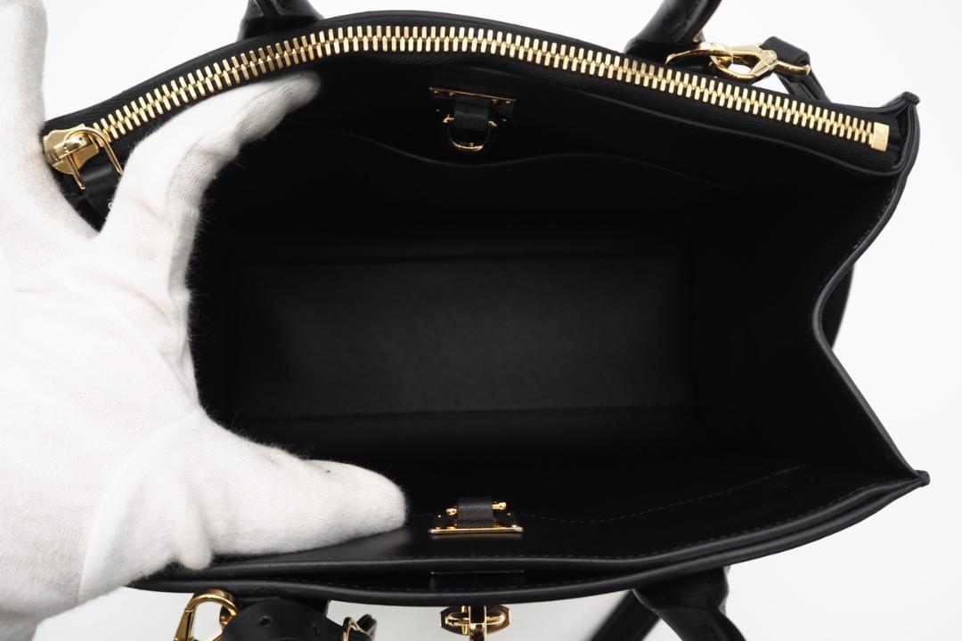 LOUIS VUITTON(ルイ・ヴィトン)シティスティーマーPM | 商品詳細