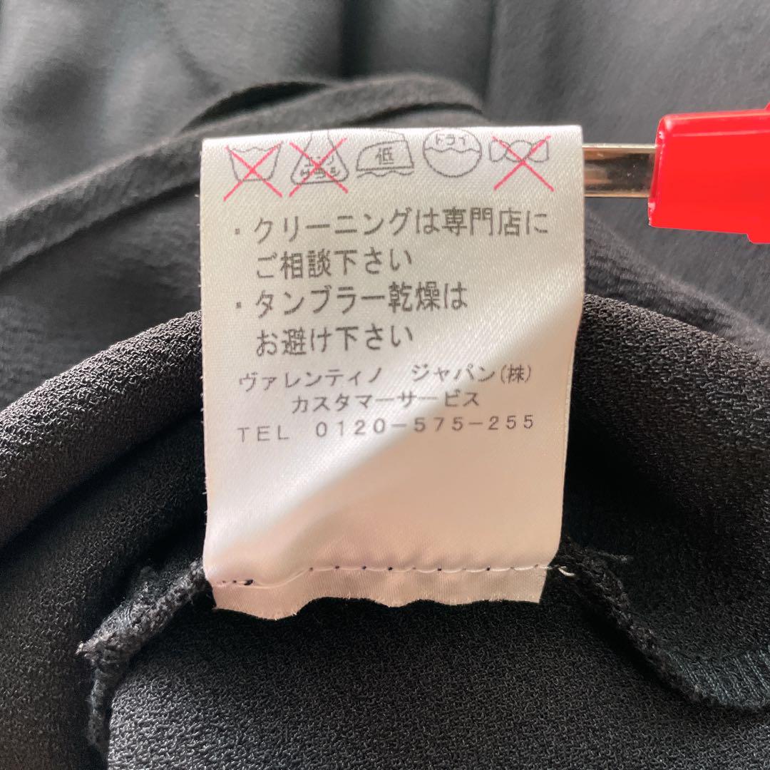 RED VALENTINO タイブラウス　タグ付き タグ付き未使用✨RED VALENTINO 半袖ブラウス ブラック 38