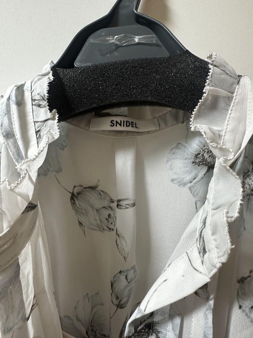 SNIDEL Sustainable20周年プリントワンピース R 1サイズ