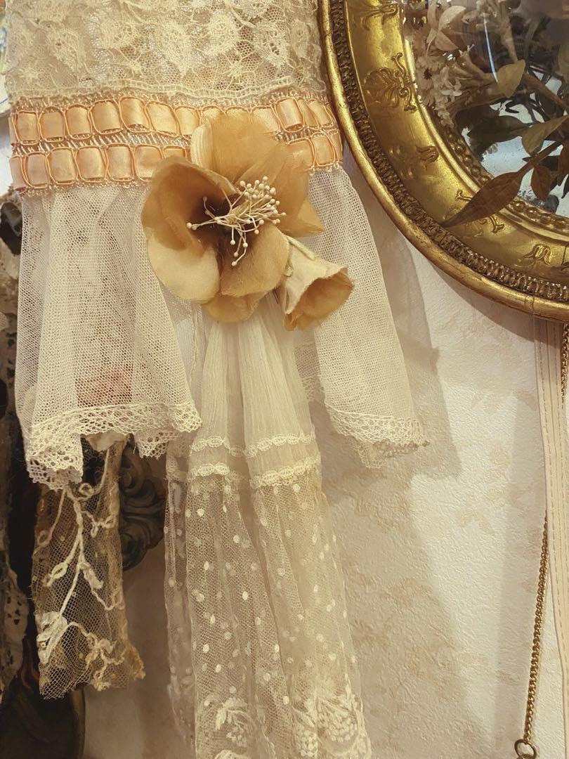 フランスアンティーク✨レース胸飾り お花の装飾のジャポ つけ襟