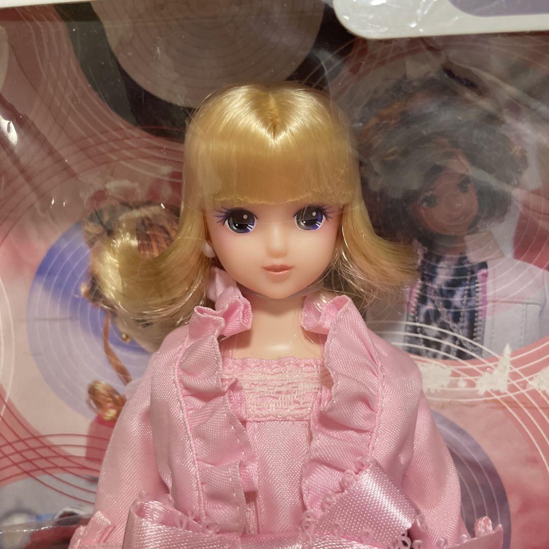ジェニーちゃん　カレンダーガール