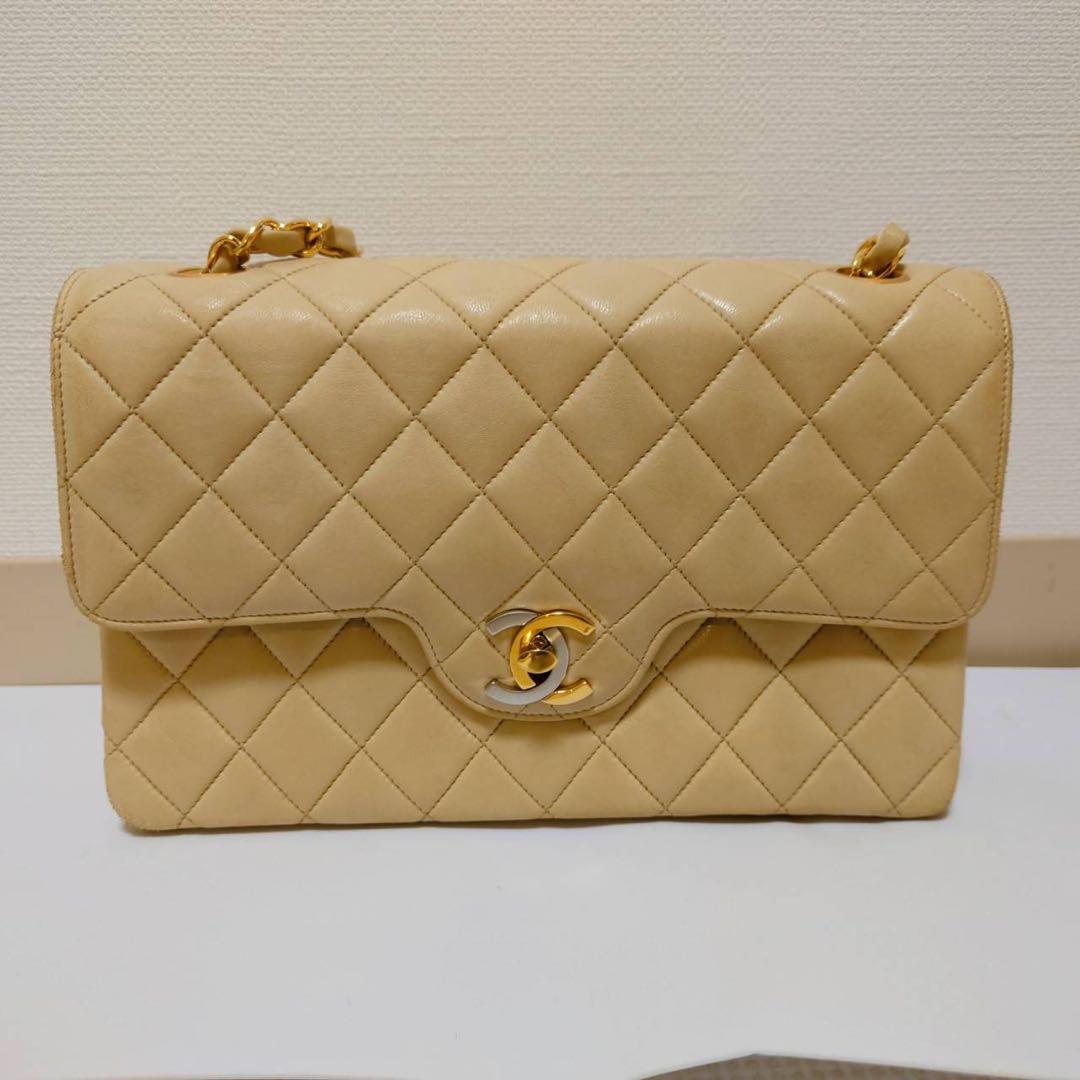 CHANEL ショルダーバッグ ベージュ シャネル　パリ限定