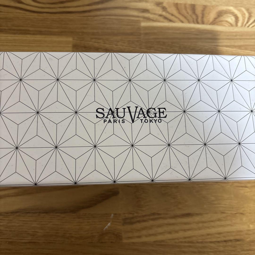 SAUVAGE サバージュ METROPOLITAIN