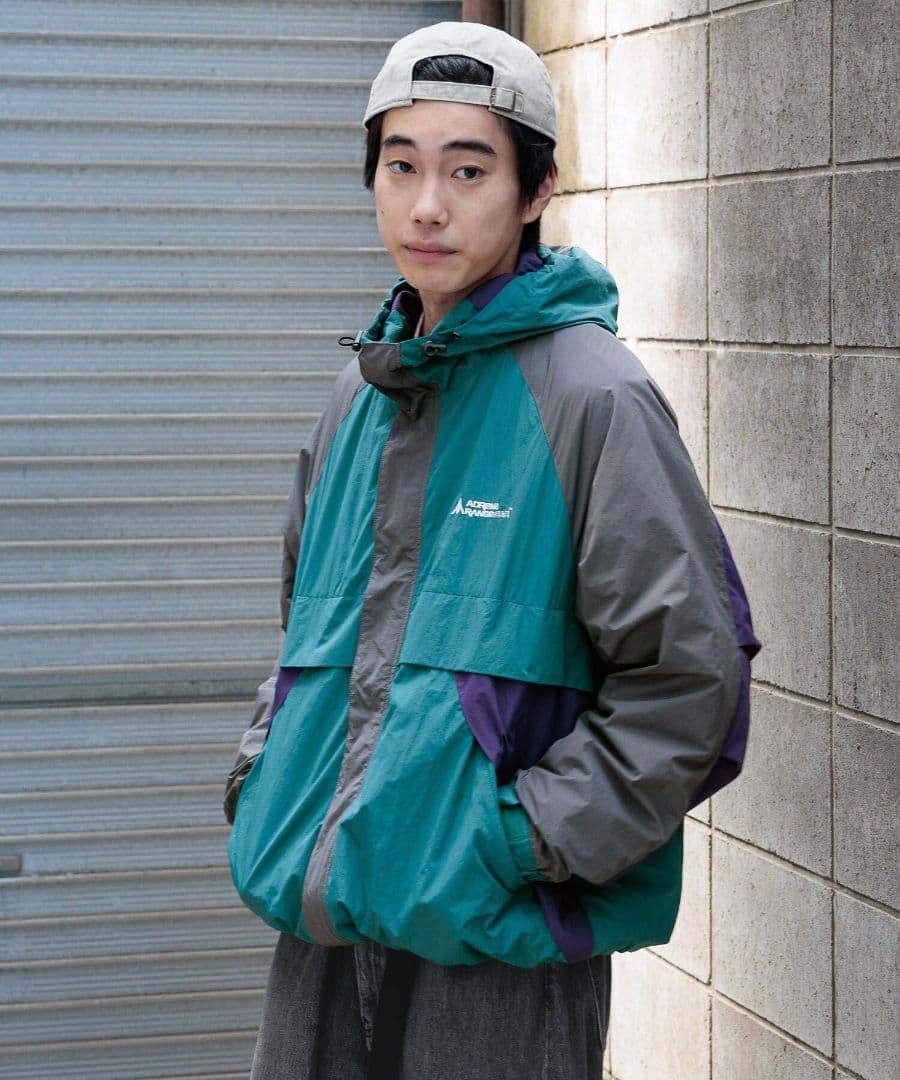 niko and カラーブロックフードブルゾン　ナイロンジャケット グリーン