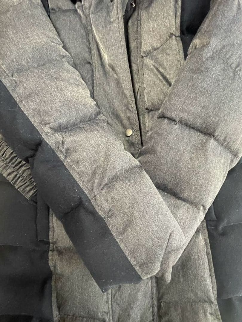未使用級⭐︎BARNEYS NEW YORK グレー ブラックダウンジャケット40 未使用級⭐︎BARNEYS NEW YORK グレー ブラックダウンジャケット40