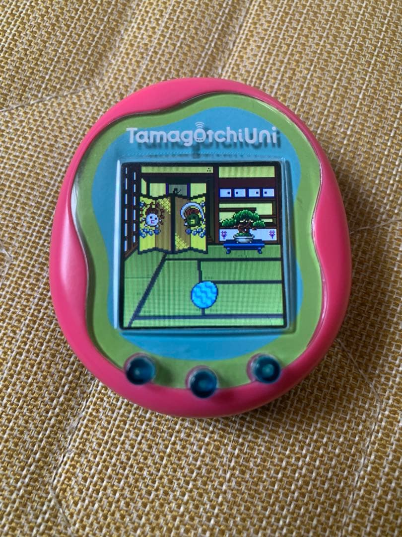 たまごっちユニ】ピンク&パープル➕ガイドブック付き