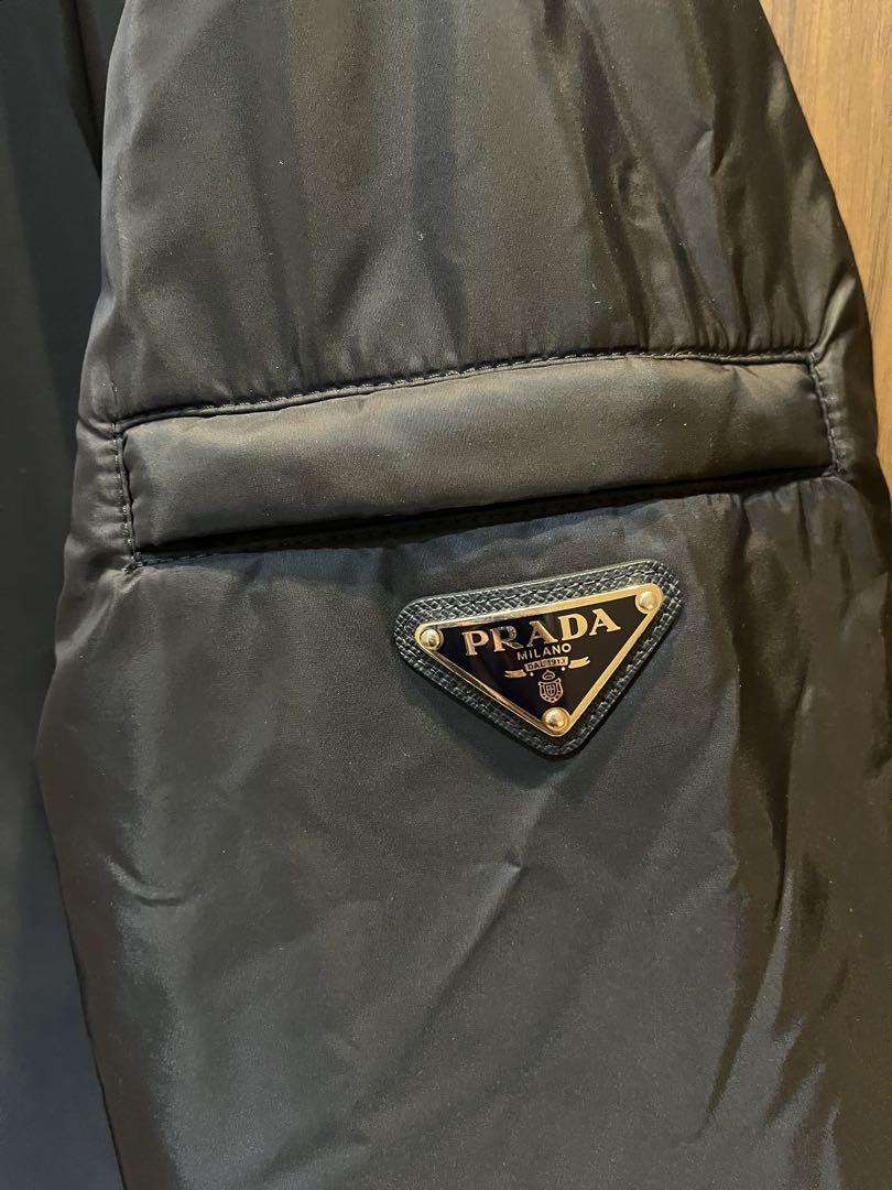 PRADA ダークグレー　中綿入りナイロンジャケット フード付きXXL ネイビー
