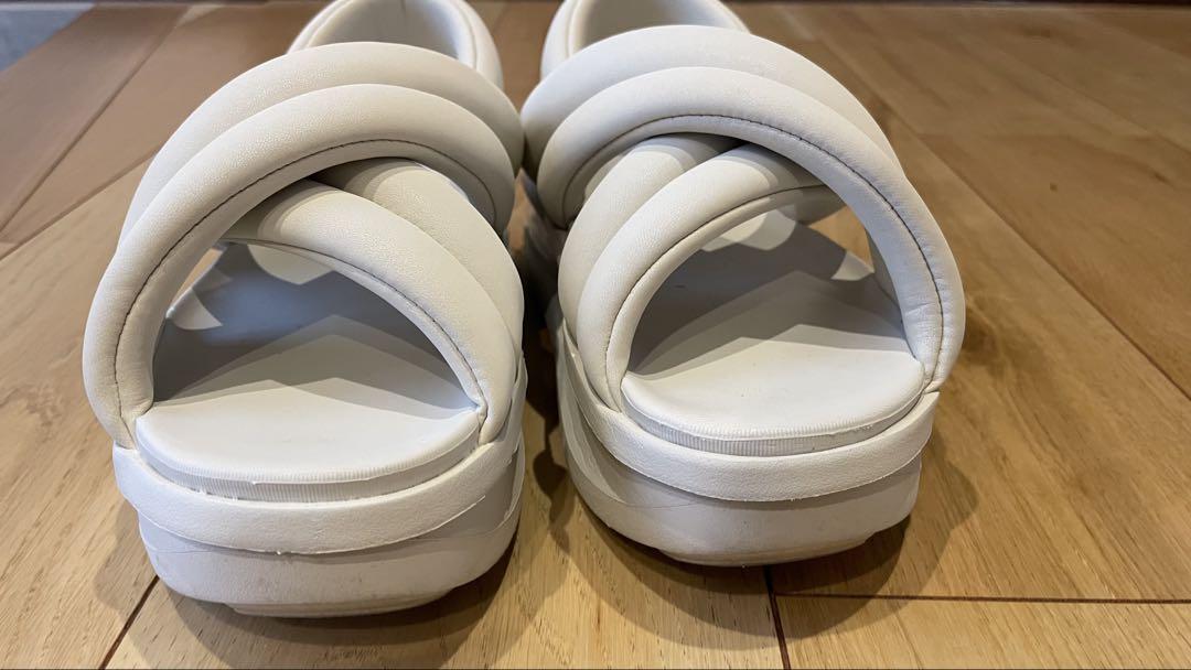NIKE エアマックスアイラ