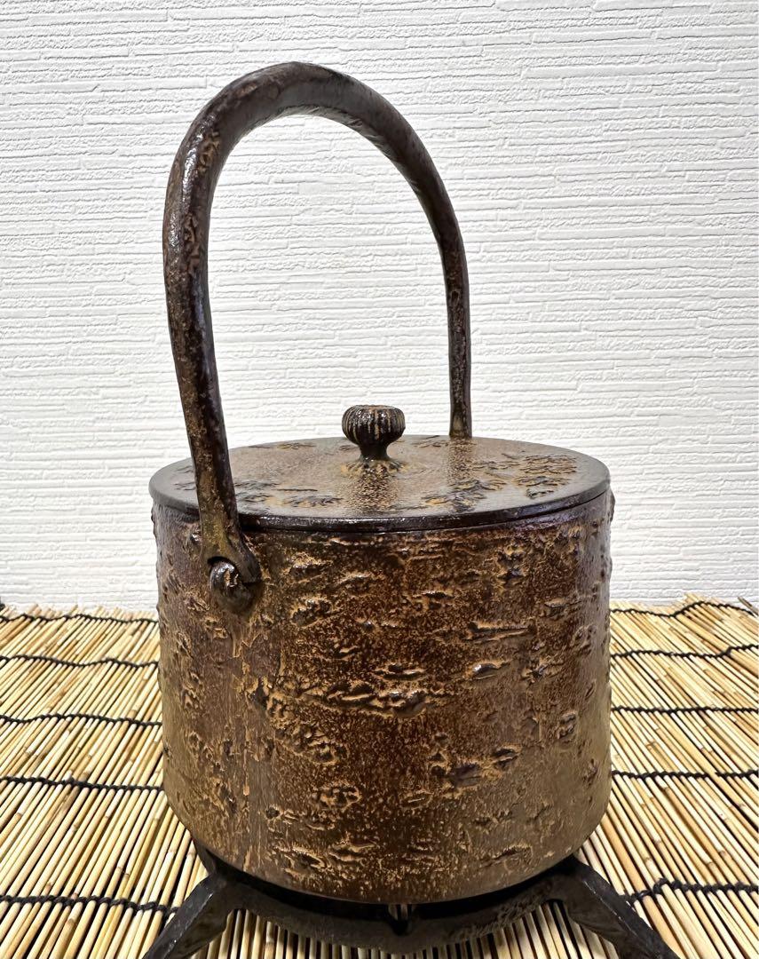 新品、未使用、栞、南部鉄器検査合格証付　南部雅泉造　桜皮寸胴　ひまわり様　売約済