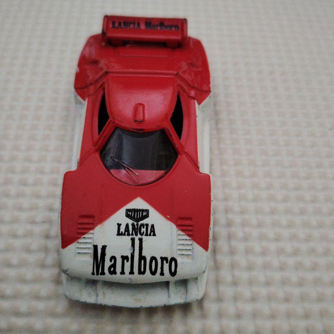 トミカ Marlboro 　ランチャストラトス