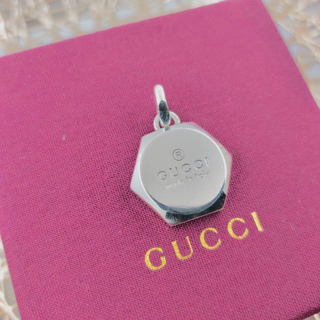 GUCCI ネックレストップ GUCCI - 【超美品】GUCCI ネックレス トップ＋社外チェーン 925