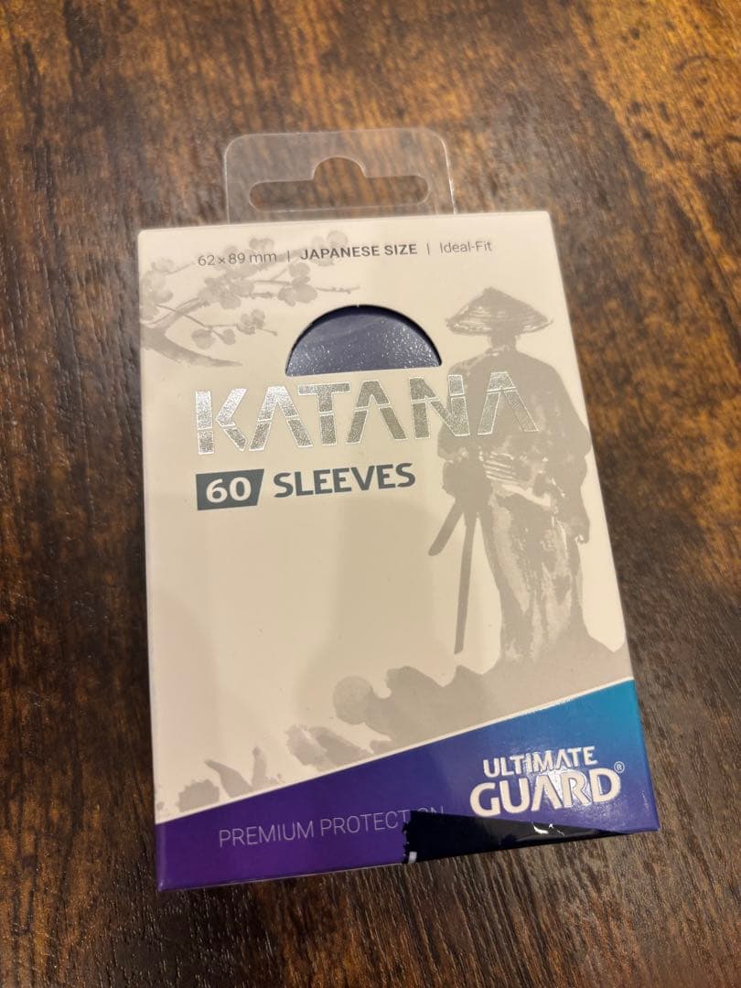 ULTIMATE GUARD KATANA カードスリーブ 60枚