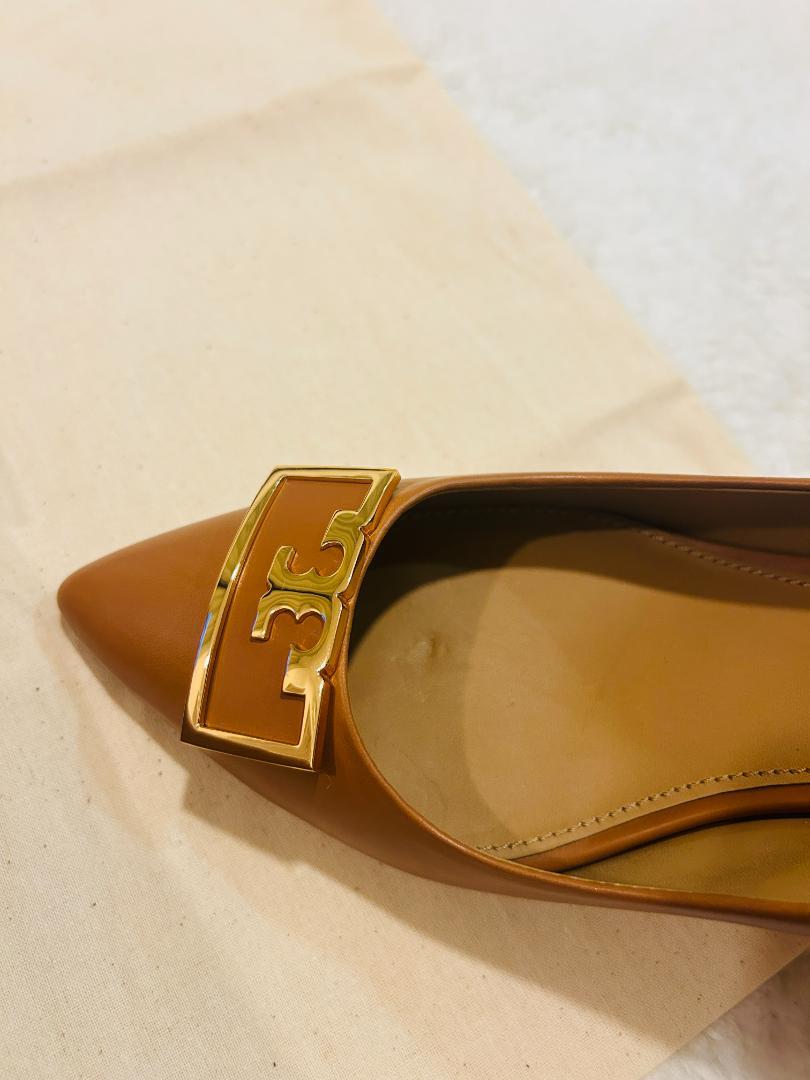 トリーバーチ ウェッジパンプス　サイズ7.5（24.5cm)ブラウン　ロゴ金具