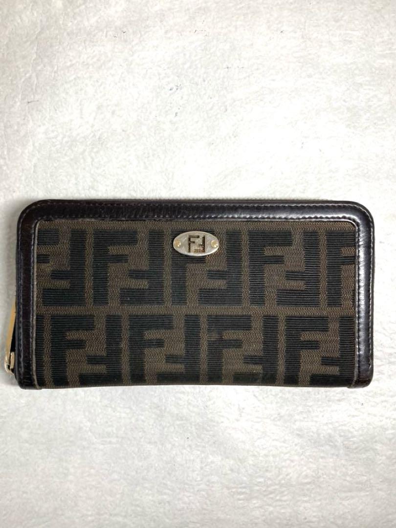 FENDI フェンディ　ズッカ柄　キャンバス　ラウンドファスナー　長財布