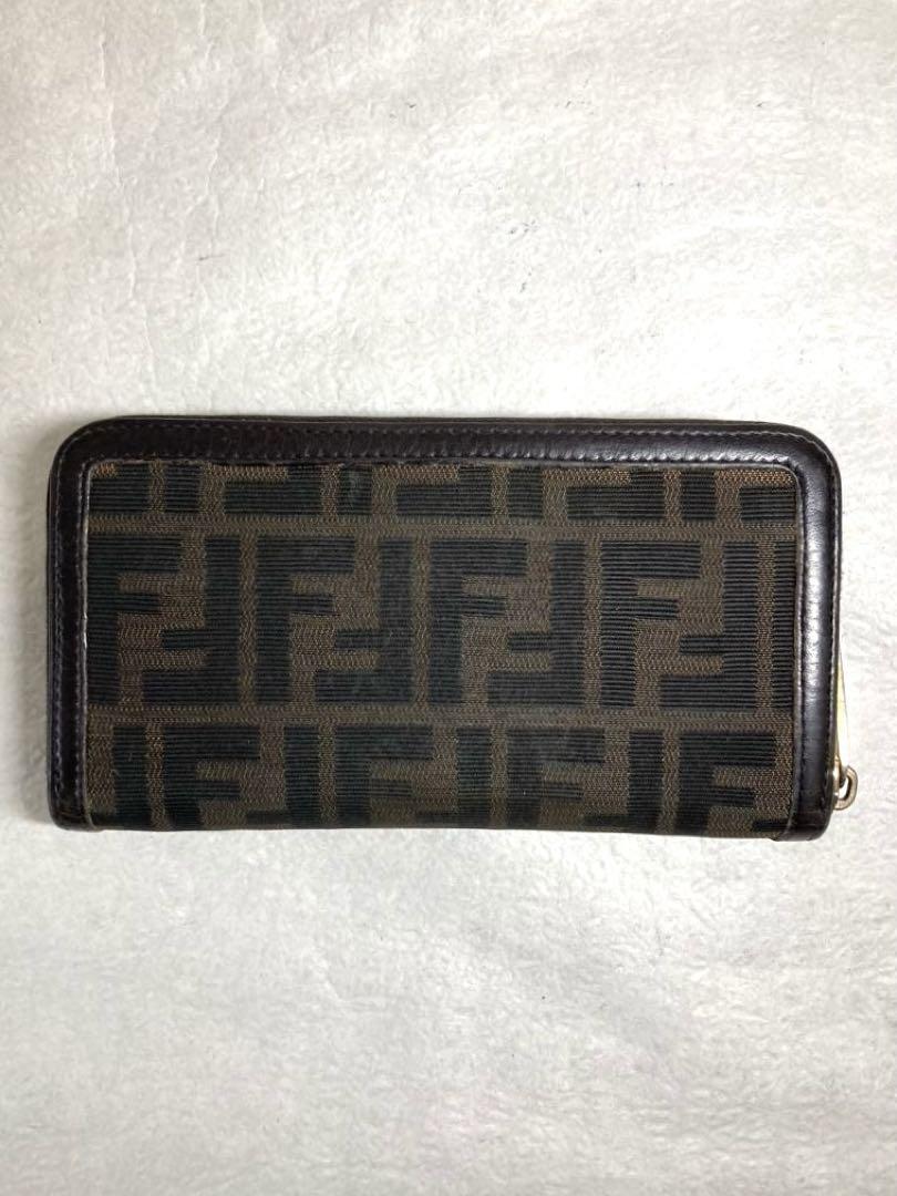 FENDI フェンディ　ズッカ柄　キャンバス　ラウンドファスナー　長財布