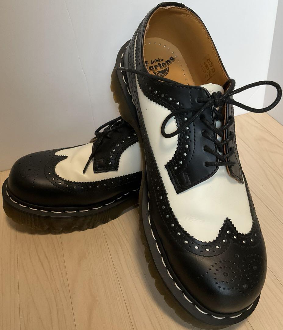 定価26,400円】Dr.Martens 5ホール ウィングチップ 白黒 27