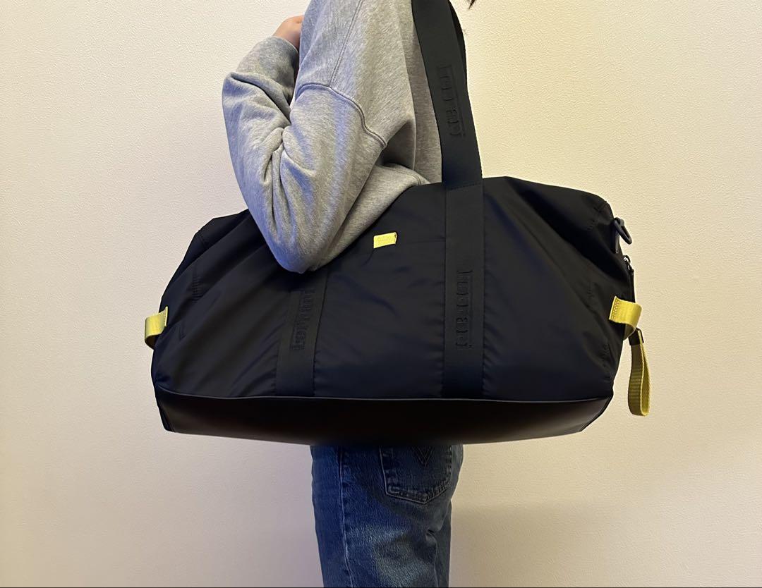 【非売品】フェラーリ　ボストンバッグ
