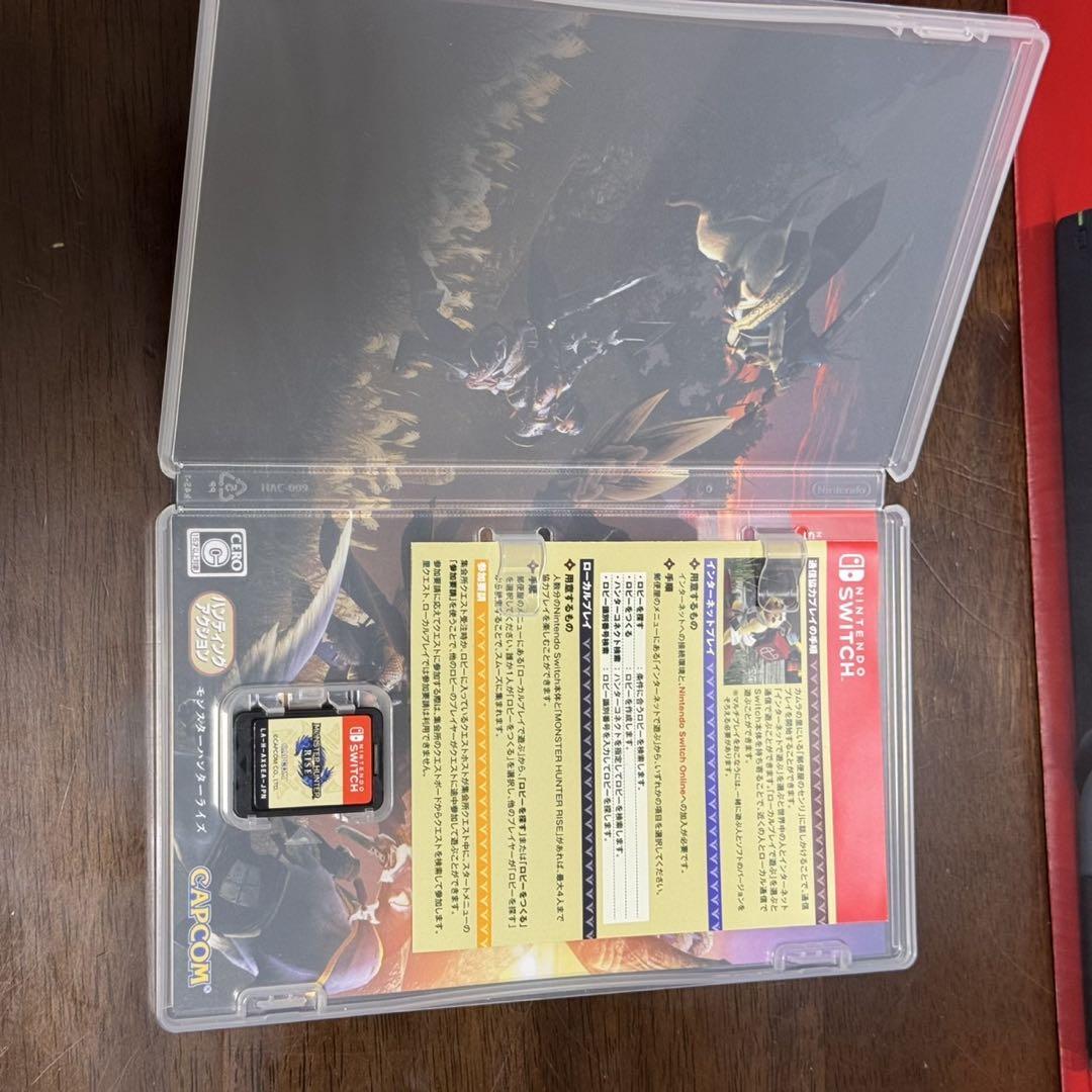 Nintendo Switch本体（ニンテンドースイッチ）モンハンライズ付き