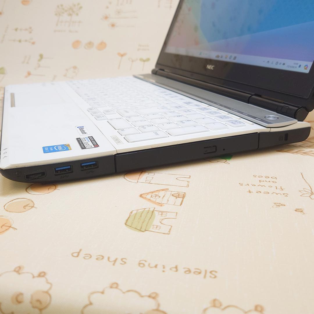 も*つ様 Windows11 オフィス付き 新品SSD i7 白ノートパソコン Windows11 オフィス付き 新品SSD i7 白ノートパソコン 初期設定済