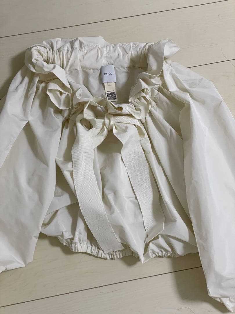 【定番・美品】PATOU アイボリー フリルブラウス 34 【定番・美品】PATOU アイボリー フリルブラウス 34