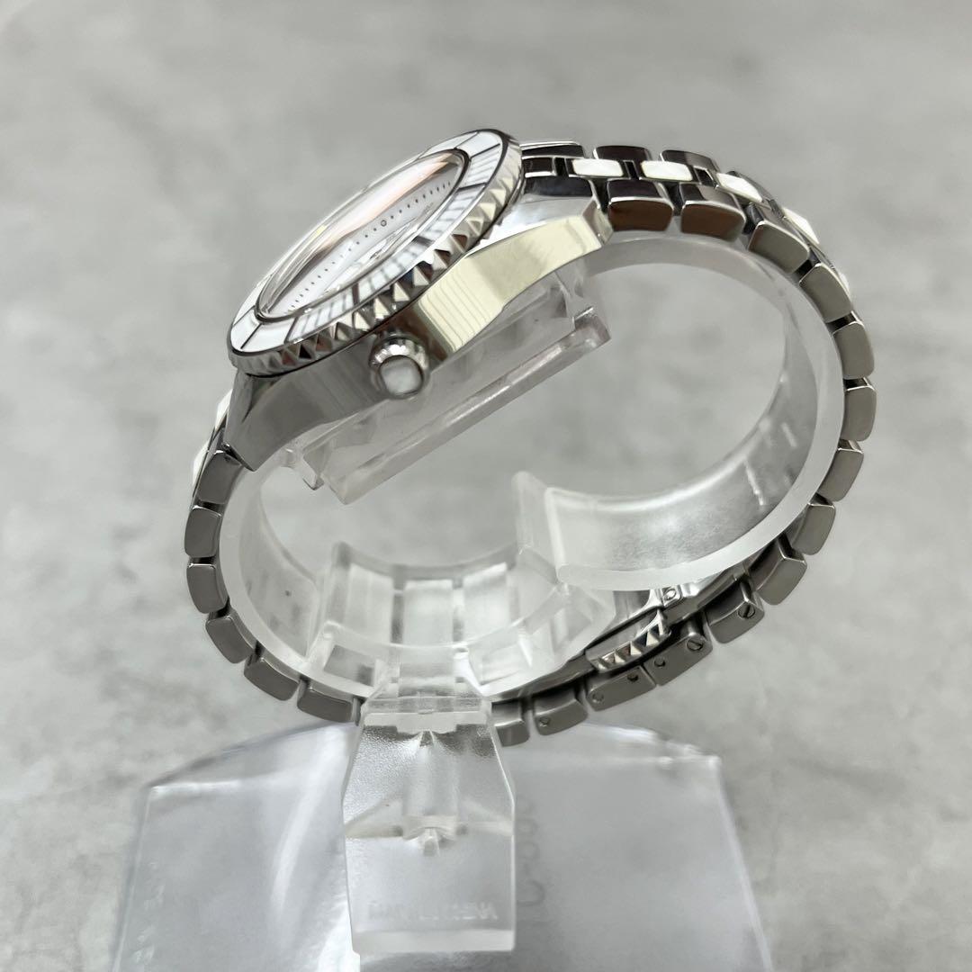 【美品・稼働品】ディオール Dior CD クリスタル ホワイト 腕時計
