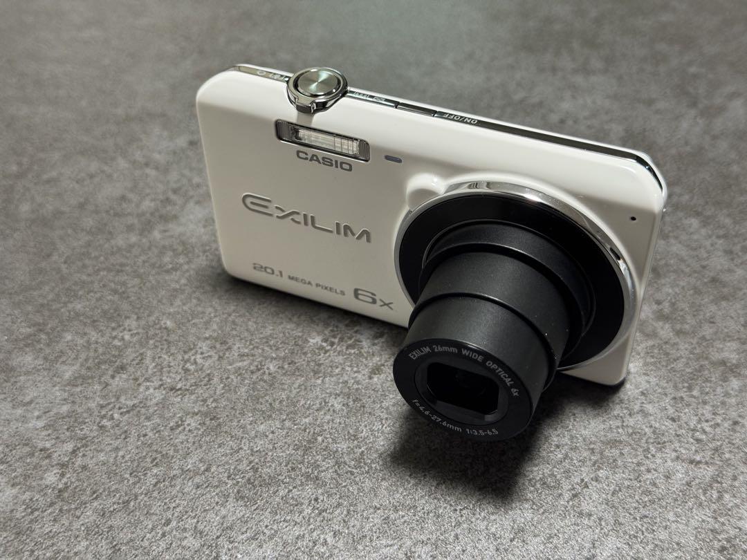 週末限定割引[美品] CASIO EXILIM EX-ZS35 付属品有り 箱付
