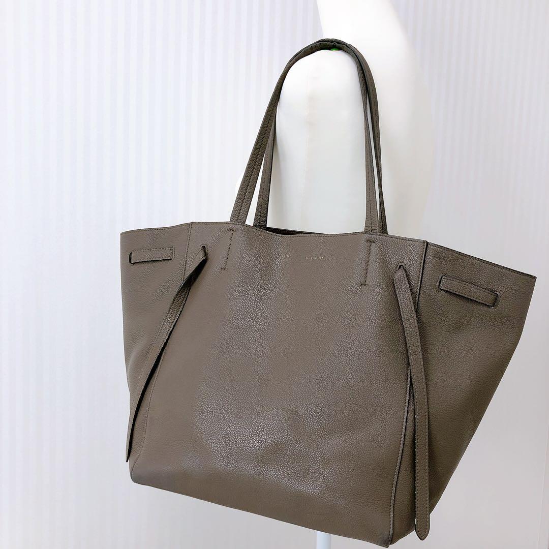 セリーヌ カバファントムミディアム レザー トートバッグ