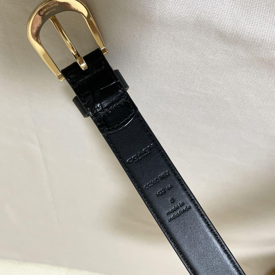【新品】COACHベルト　ブラック型押し　レディース