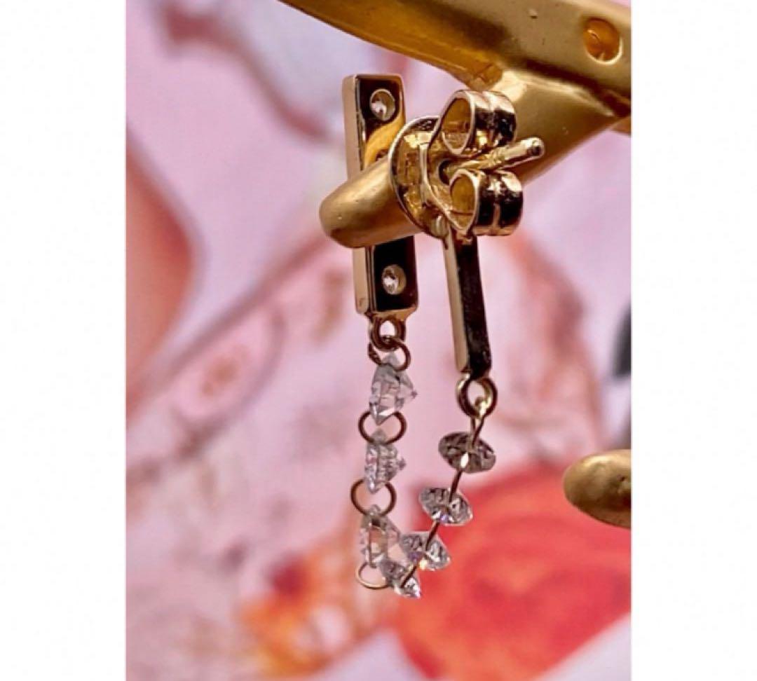 合計1.08ct✨キラッキラ✨ 揺れるレーザーホールダイヤモンドフープピアス