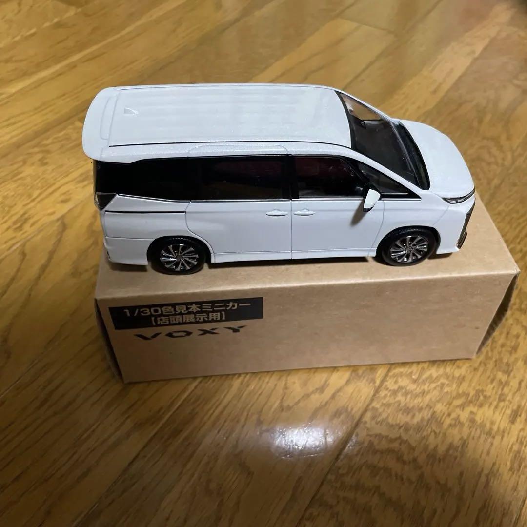 voxy ミニカー　非売品