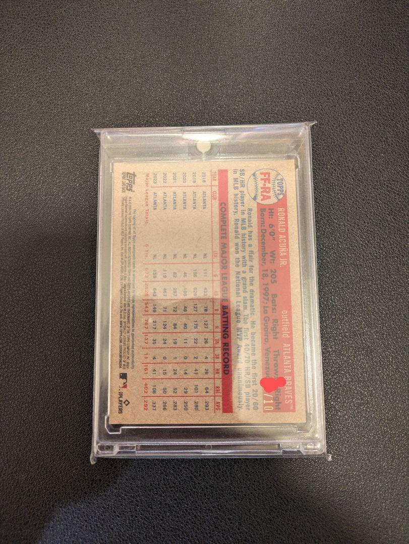 ロナルド・アクーニャJr サインカード 10シリ topps Archives
