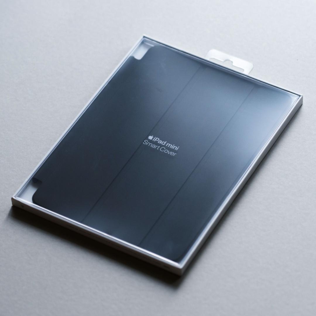 ガッツ　新品未使用　未開封　iPad mini 純正カバー 新品未開封 Apple純正 iPad mini Smart Cover ブラック - iPhone