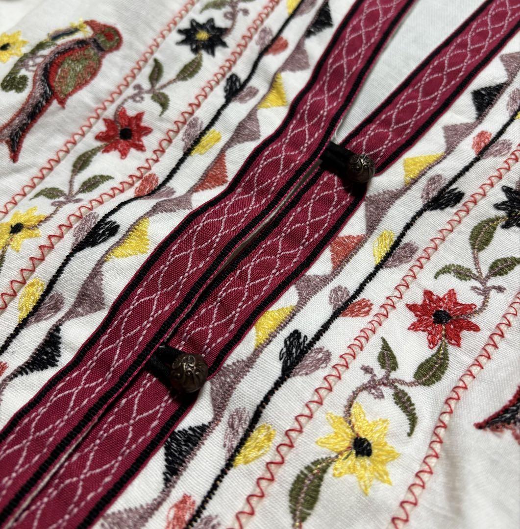 タグ付新品未使用】ZARAザラ エスニック調刺繍入り麻混